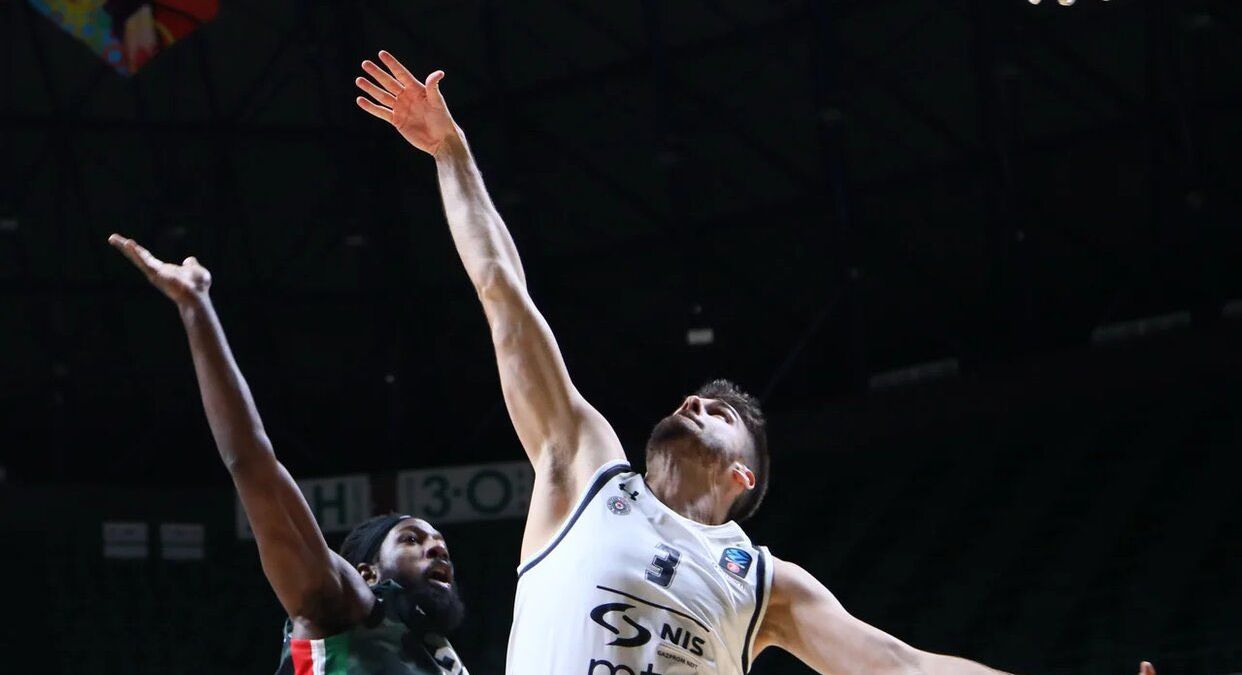 Partizan ubjedljivo poražen od Unicsa, Mornar bez problema protiv Brescije