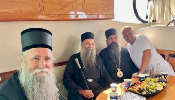 Patrijarh Porfirije stigao u trodnevnu posjetu Crnoj Gori