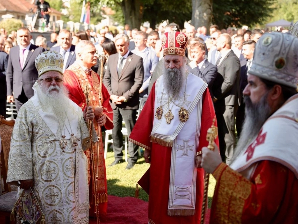 Patrijarh SPC Porfirije u Bratuncu: Svijet nas mrzi i progoni