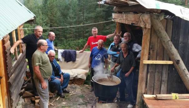 PD 'Mladost', čuvar tradicije pripremanja pekmeza od jabuka