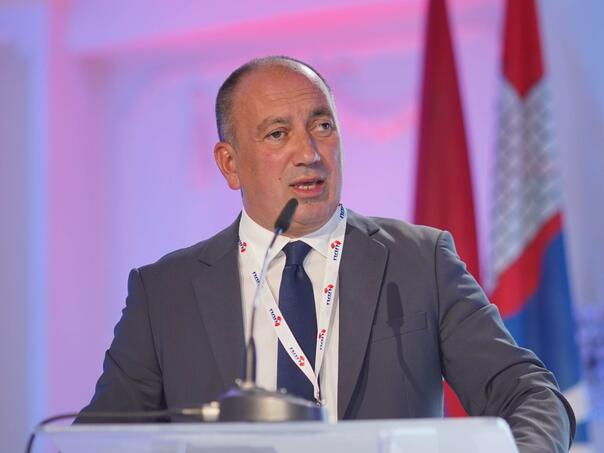 PDP: Zašto se odluke, zaključci i zakoni usvojeni na NSRS ne sprovode