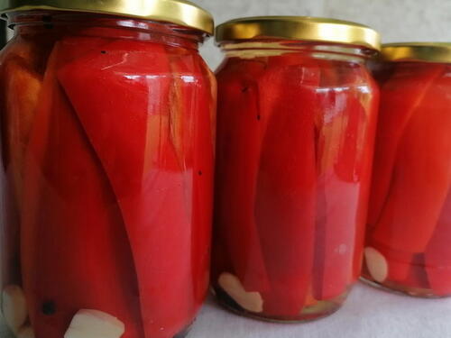Peglana paprika po starinskom receptu: Hrskava, pikantna i puna ukusa