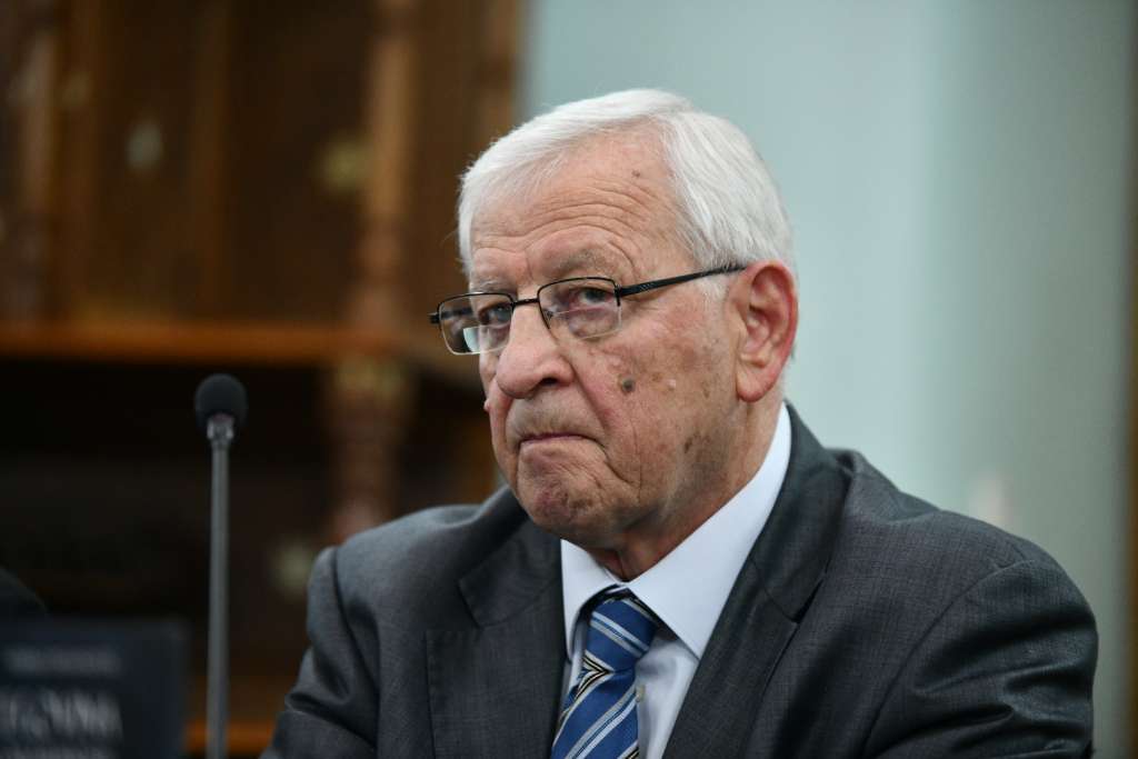 Pejanović: Halid Bešlić je osvajao srca ljudi u BiH i širom Balkana