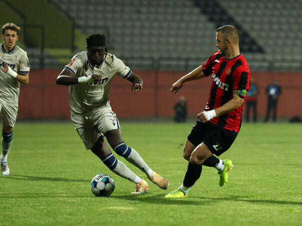 Pejić iz penala donio Željezničaru pobjedu u Tuzli