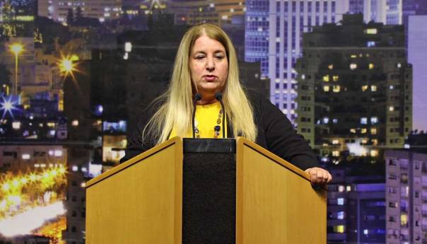 Peleg pisala Karić: Prijem premještamo iz Vijećnice