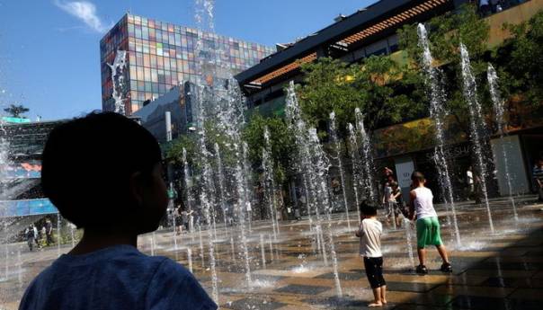 Peking zabilježio najtopliji junski dan u više od 60 godina