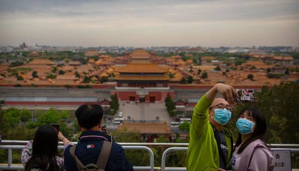 Peking zabranio "necivilizovano" ponašanje