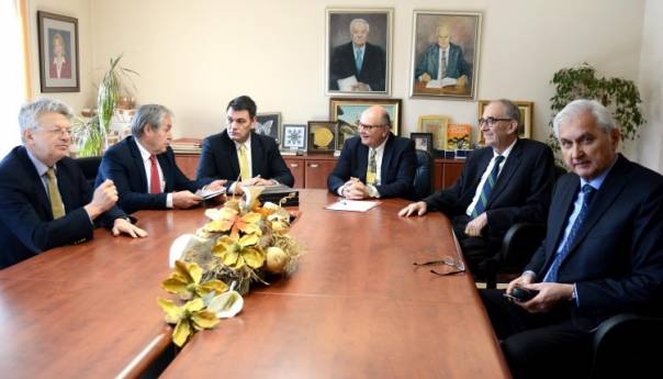 Pelicarić i Janičević s čelnicima AKFBiH o novom zakonu o advokaturi