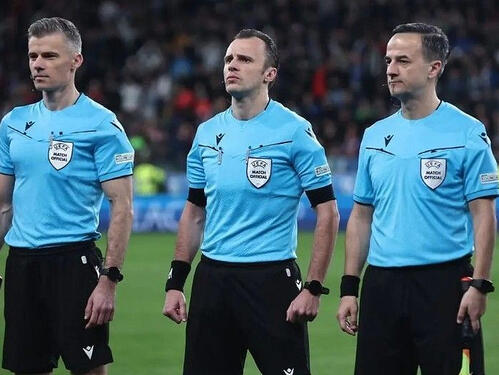 Peljto sudio ljepoticu večeri, imao je pune ruke posla