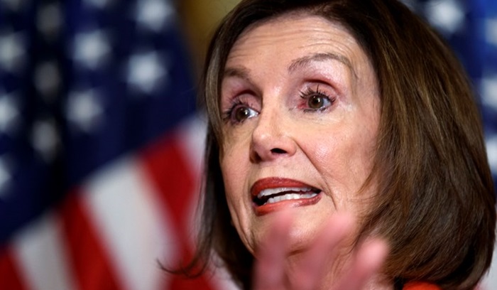 Pelosi: Odmah smijenite Trumpa ili ćemo pokrenuti opoziv