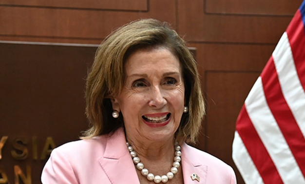 Pelosi: SAD ne mogu da dozvole Kini da izoluje Tajvan