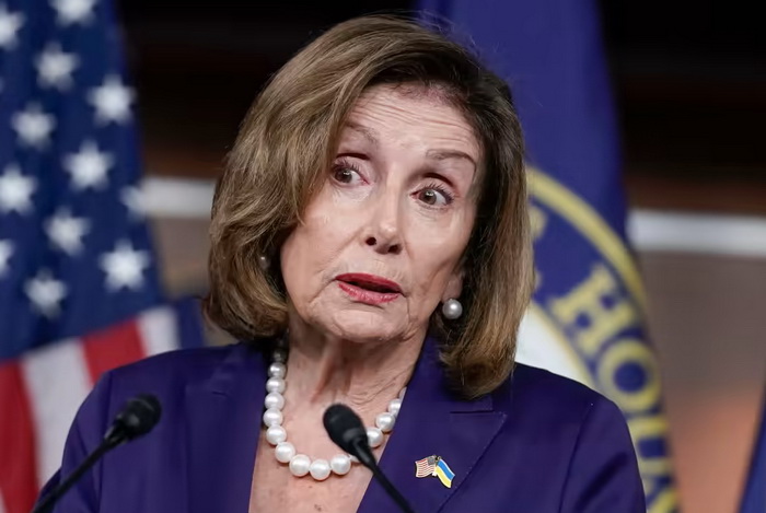 Pelosi stiže na Tajvan, Kinezi digli ratne avione uz granicu