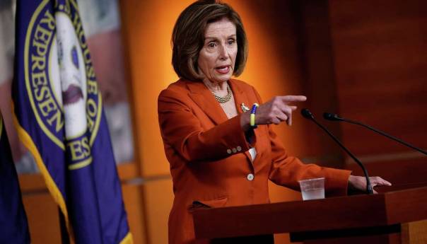 Pelosi: Traumatizirani smo zbog napada čekićem