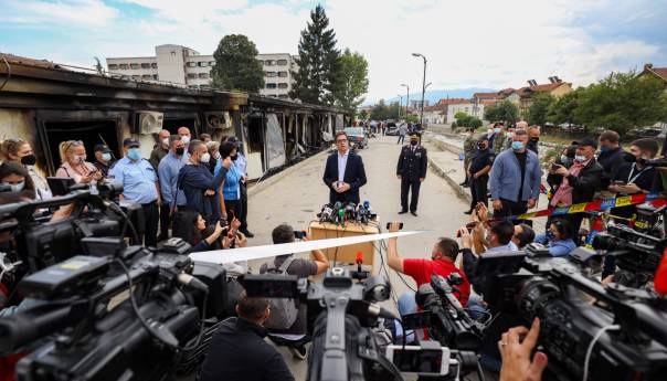 Pendarovski: Za sada nema indicija da je požar u bolnici podmetnut