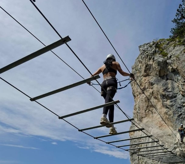 Penjanje, adrenalin i priroda: Zašto je via ferrata sve popularniji sport?