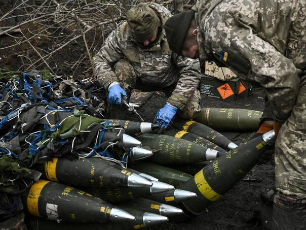 Pentagon: Sjeverna Koreja nastavlja snabdijevati Rusiju oružjem