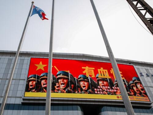 Penzioner jeftino kupio stare knjige pa u njima našao vojne tajne