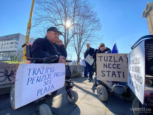Penzioneri u Tuzli poručili: Dostojanstvo u starosti nije privilegija