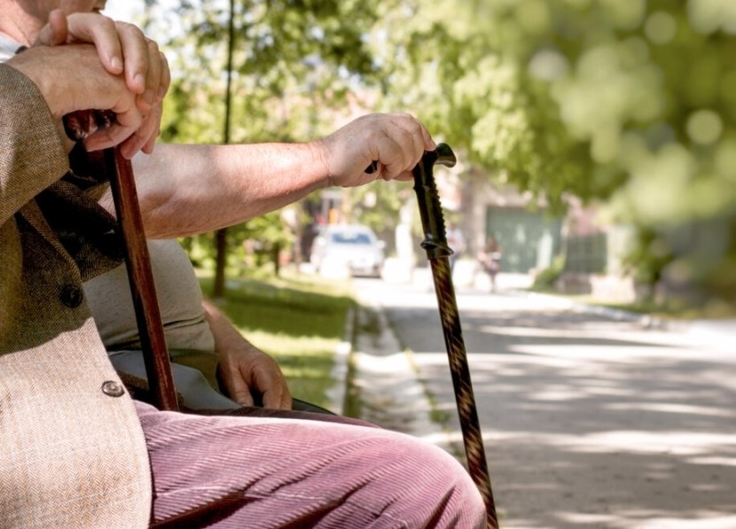 Penzionerima u ovom kantonu stiže jednokratna pomoć od 100 KM