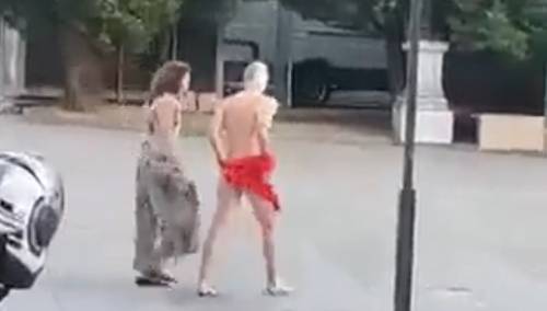 Performans ispred Narodnog pozorišta Sarajevo uznemirio građane