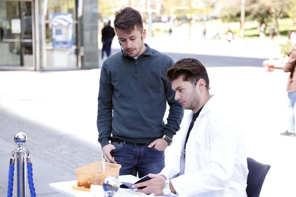 Performansom u Sarajevu upozoreno na loše stanje u zdravstvu