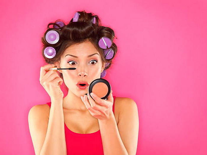 Pet brzih savjeta za šminkanje zaposlene žene