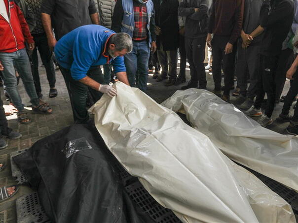 Pet humanitarnih radnika ubijeno u izraelskim napadima na Gazu