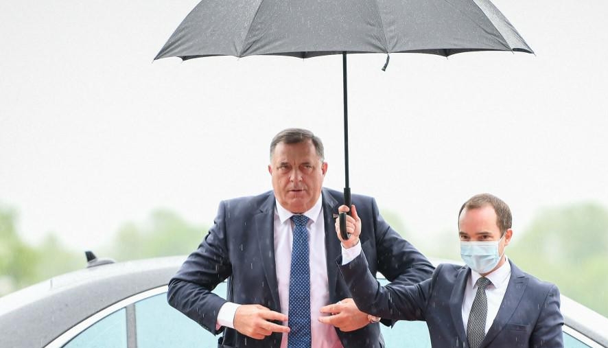 Pet koraka Velike Britanije za zaustavljanje krize u BiH