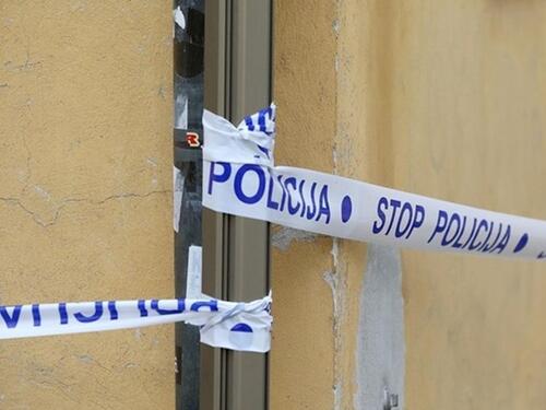 Pet muškaraca opljačkalo Ruskinju u Mostaru