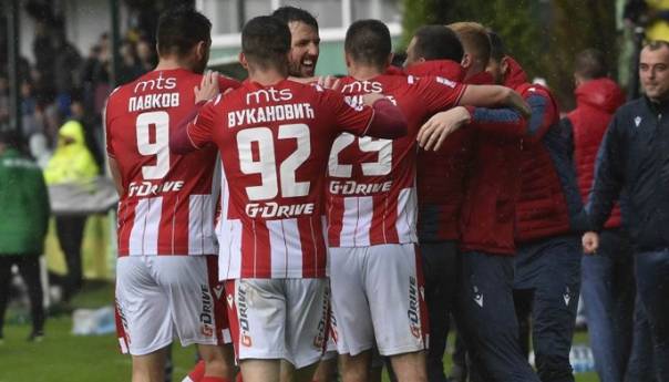 Pet nogometaša Crvene zvezde zaraženo koronavirusom