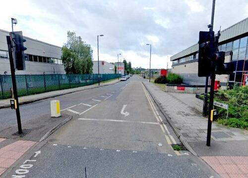 Pet osoba izbodeno u Londonu, policija traga za napadačima