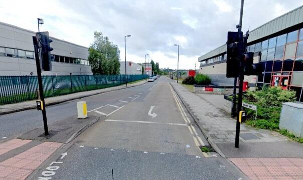 Pet osoba izbodeno u Londonu, policija traga za napadačima