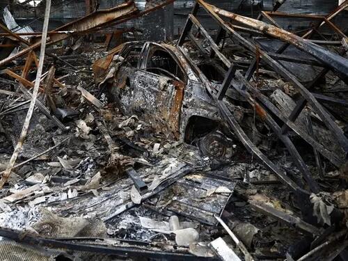 Pet poginulih u američko-izraelskom napadu na luku kod Hormuškog moreuza