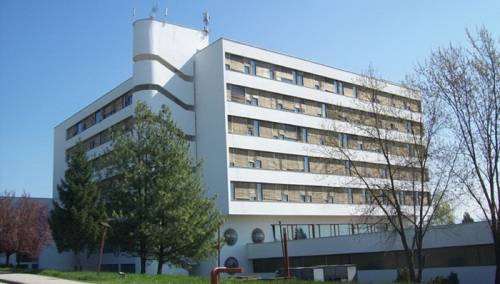 Pet prijedorskih medicinara zaraženih koronavirusom od ranije u izolaciji