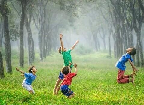 Pet uspomena iz djetinjstva koje djeca najviše pamte: Ne, nemaju veze sa materijalnim