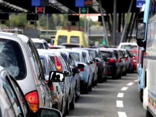 Petak i gužve: Popodne se očekuje pojačan saobraćaj na granicama