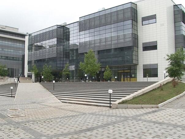 Petero osuđenih na 52 godine zatvora za silovanje 11-godišnje djevojčice u Prištini