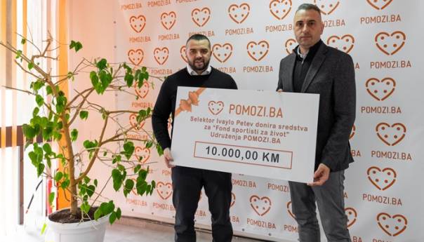 Petev donirao 10.000 KM za oboljele bh. građane