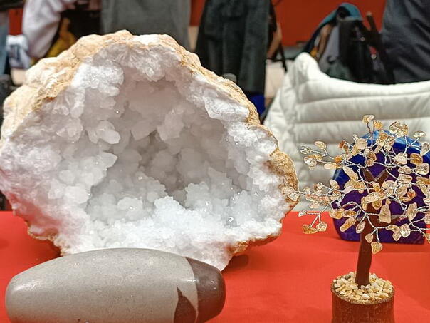 Peti međunarodni sajam kristala, minerala, dragog i poludragog kamenja u Zenici okupio 24 izlagača