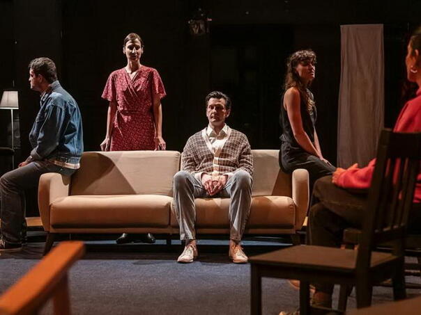 Petog dana Festivala bh. drame izvedena predstava 'Stotinu malih smrti' Sarajevskog ratnog teatra