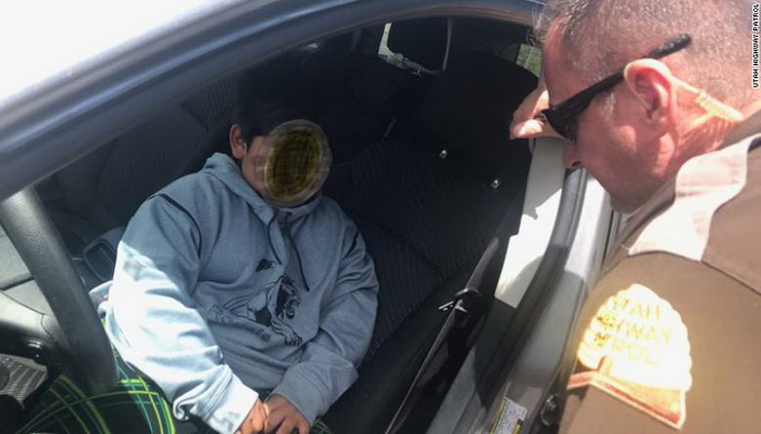 Petogodišnjak iz Utaha vozio automobil na autoputu, zaustavila ga policija