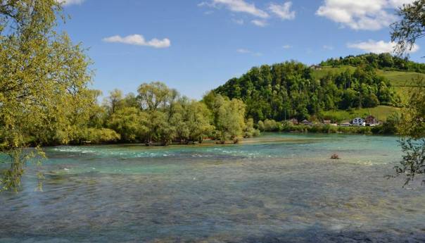 Petogodišnjak se utopio u rijeci Uni