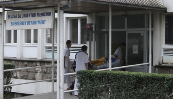 Petogodišnjak teško povrijeđen na električnom trotinetu