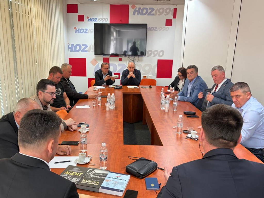 Petorka u Mostaru sa potencijalnim kandidatom Zdenkom Lučićem