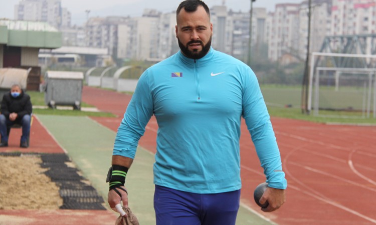 Pezer: Naredni cilj mi je da prebacim "magična" 22 metra