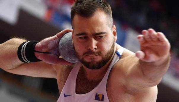 Pezer zauzeo 8. mjesto na Svjetskom dvoranskom prvenstvu u Beogradu