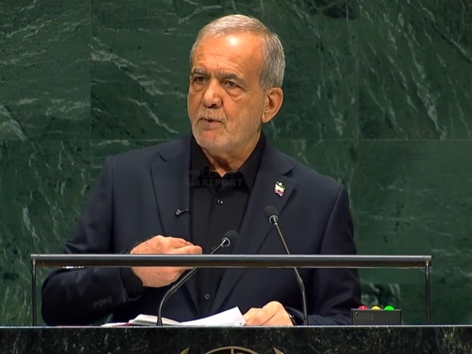 Pezeshkian u UN poručio da Iran neće popustiti pod pritiskom SAD