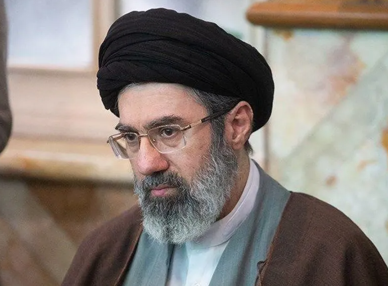 Pezeshkian: Vrhovni vođa “bezbjedan”