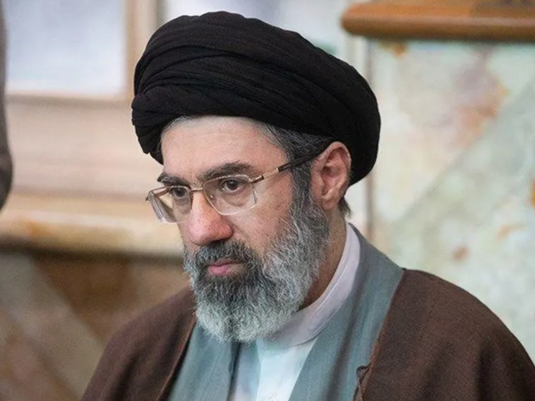 Pezeshkian: Vrhovni vođa “bezbjedan”