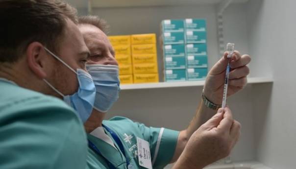 Pfizerova i Modernina vakcina nemaju štetne posljedice